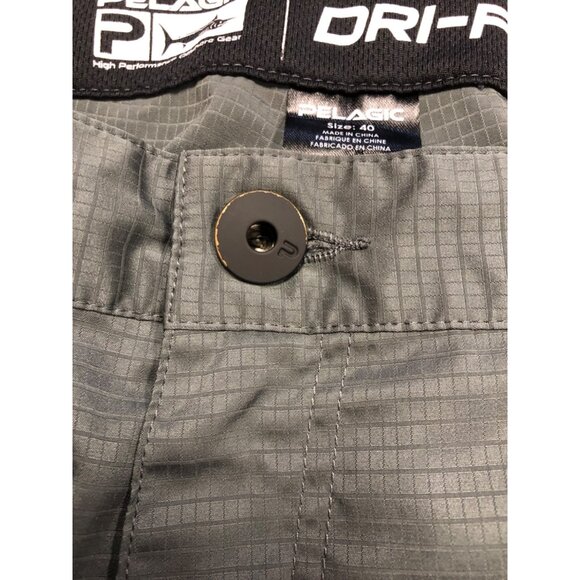 Pelagic Dri-Flex Hybrid II Fishing Shorts - Size 40 - Picture 12 of 16